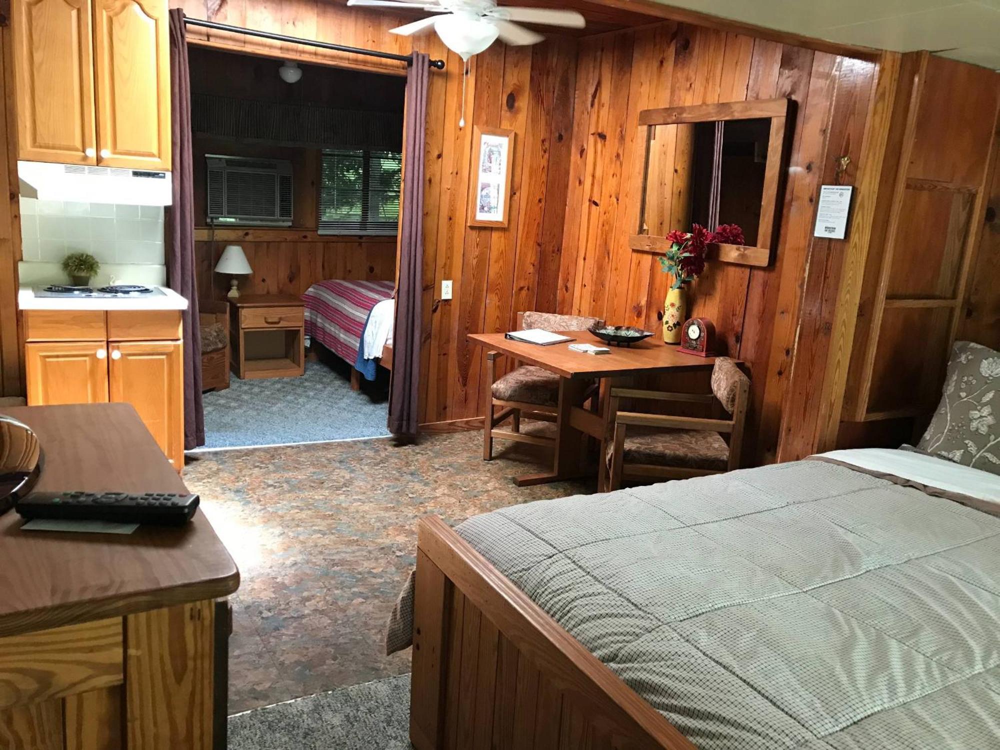 Mountain Lake Cottages هيندرسونفيل المظهر الخارجي الصورة