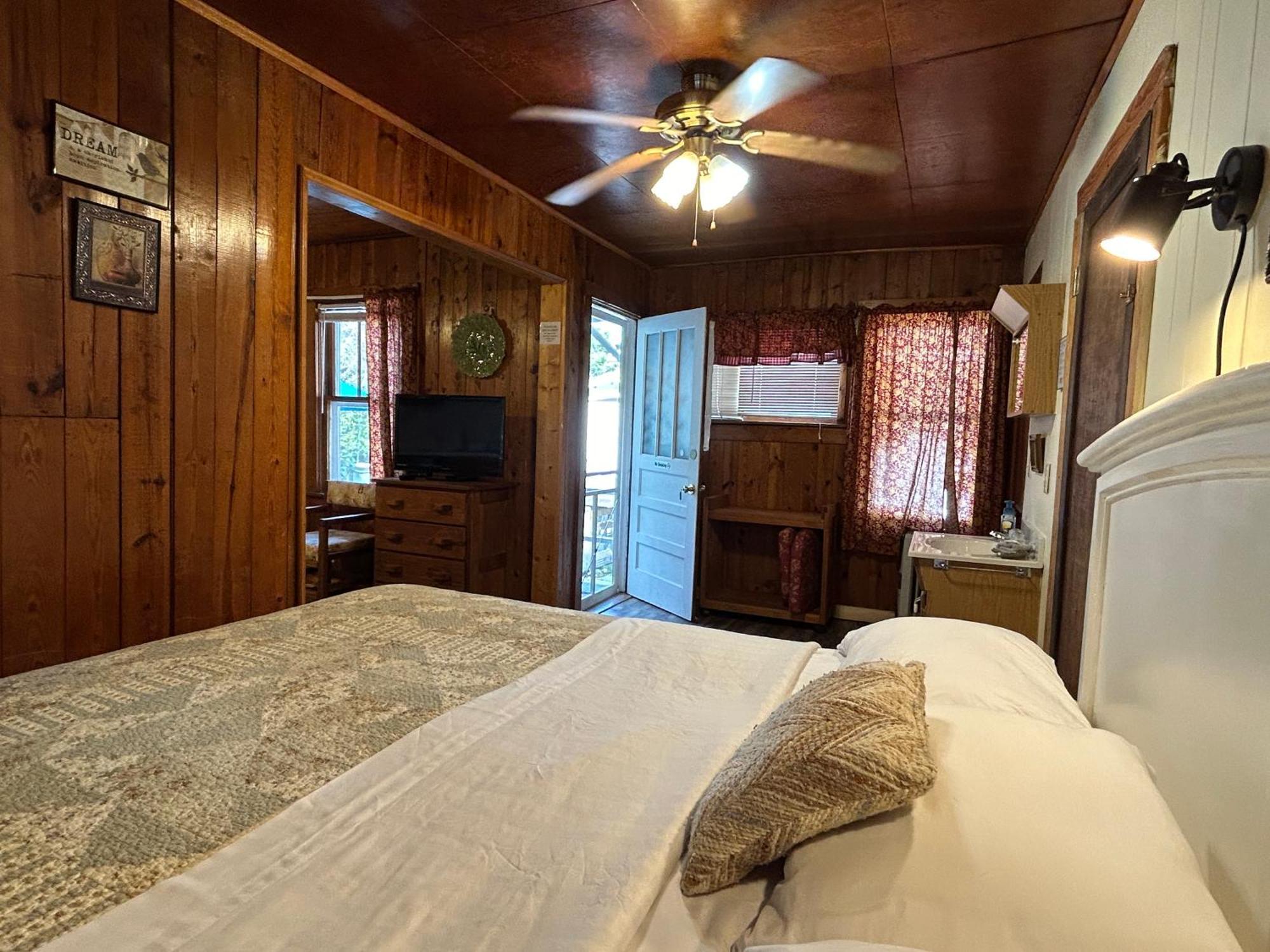 Mountain Lake Cottages هيندرسونفيل المظهر الخارجي الصورة